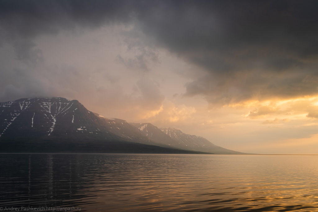 Озеро Лама на закате