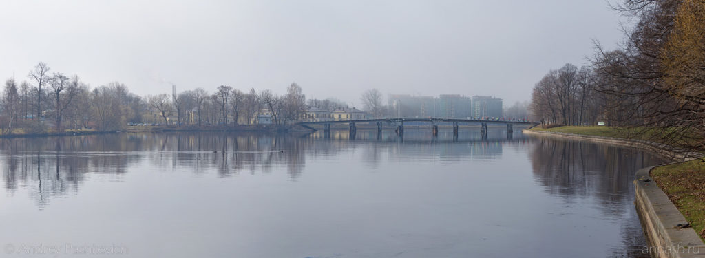 Средняя Невка и второй Елагин мост, панорама