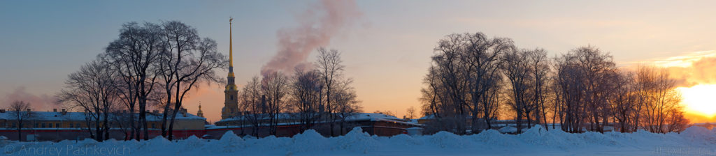 Панорама: Заячий остров зимой, Петропавловская крепость, это рассвет.