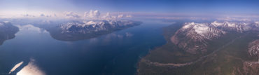 Панорама озера Лама от Кураанах до долины Кыгам.