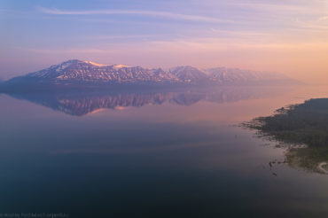 Плато Путорана, панорама озера Лама и горы Кураанах